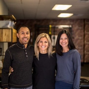 JJ Thomas with physical therapy patients